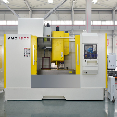 Fabricants VMC1370 de centre d'usinage de verticale de fraiseuse de commande numérique par ordinateur en métal VMC