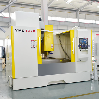 Machine verticale de centre d'usinage de centre d'usinage d'axe d'ODM Vmc1370 5 grande