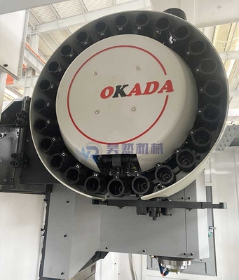 Capacité 1400 x 700mm de commutateur d'outil du centre d'usinage 16/24 de verticale de contrôle de commande numérique par ordinateur