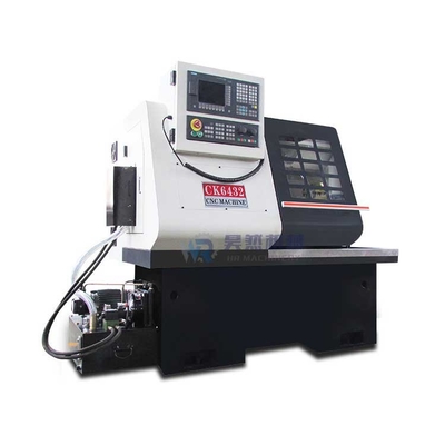 Précision de rotation de machine de tour de commande numérique par ordinateur de Ck6432 4kw haute