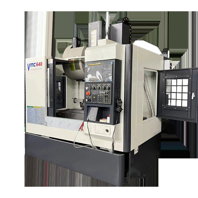 Centres d'usinage verticaux CNC de petite taille VMC640 Centre d'usinage à quatre axes